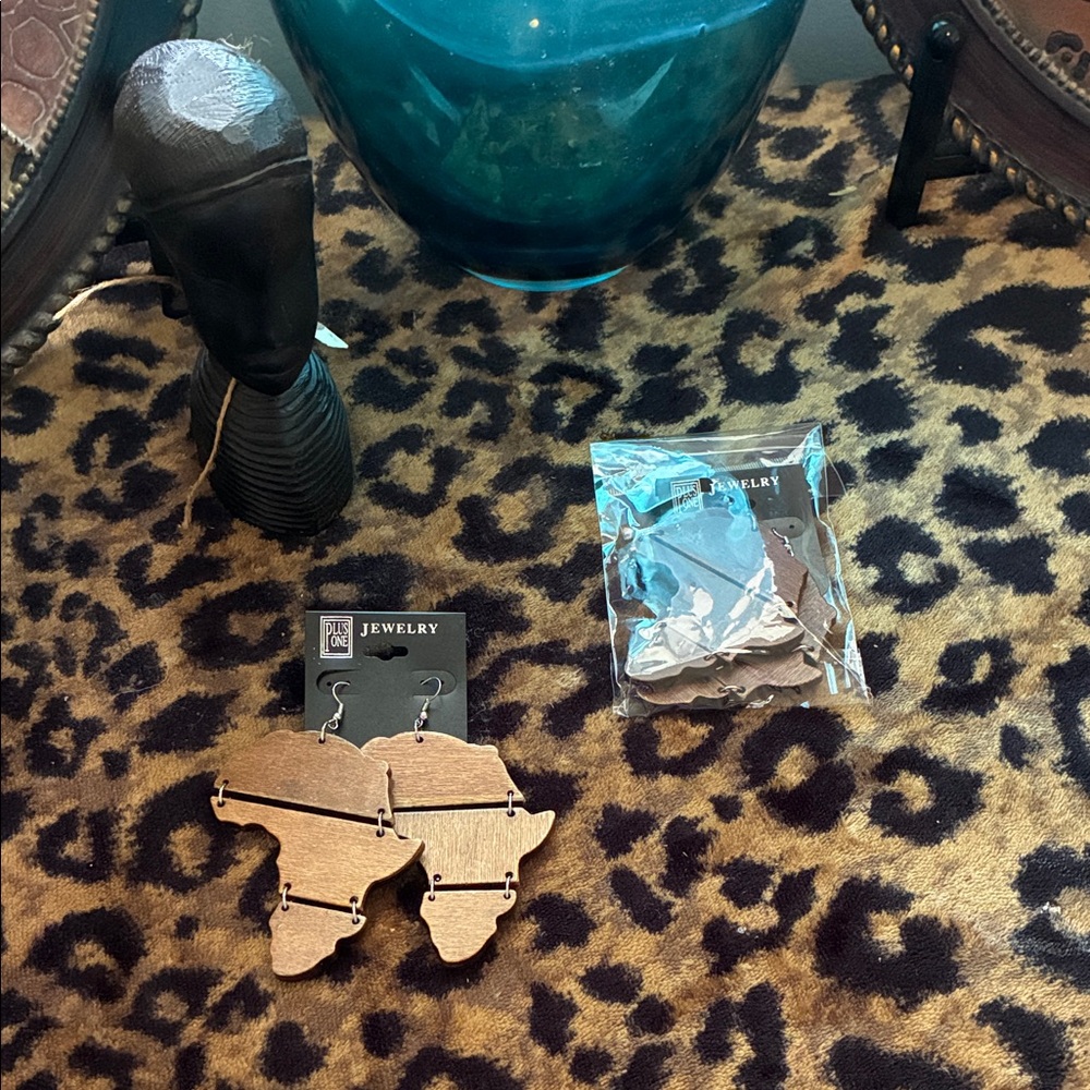 Gold Africa Map Earrings